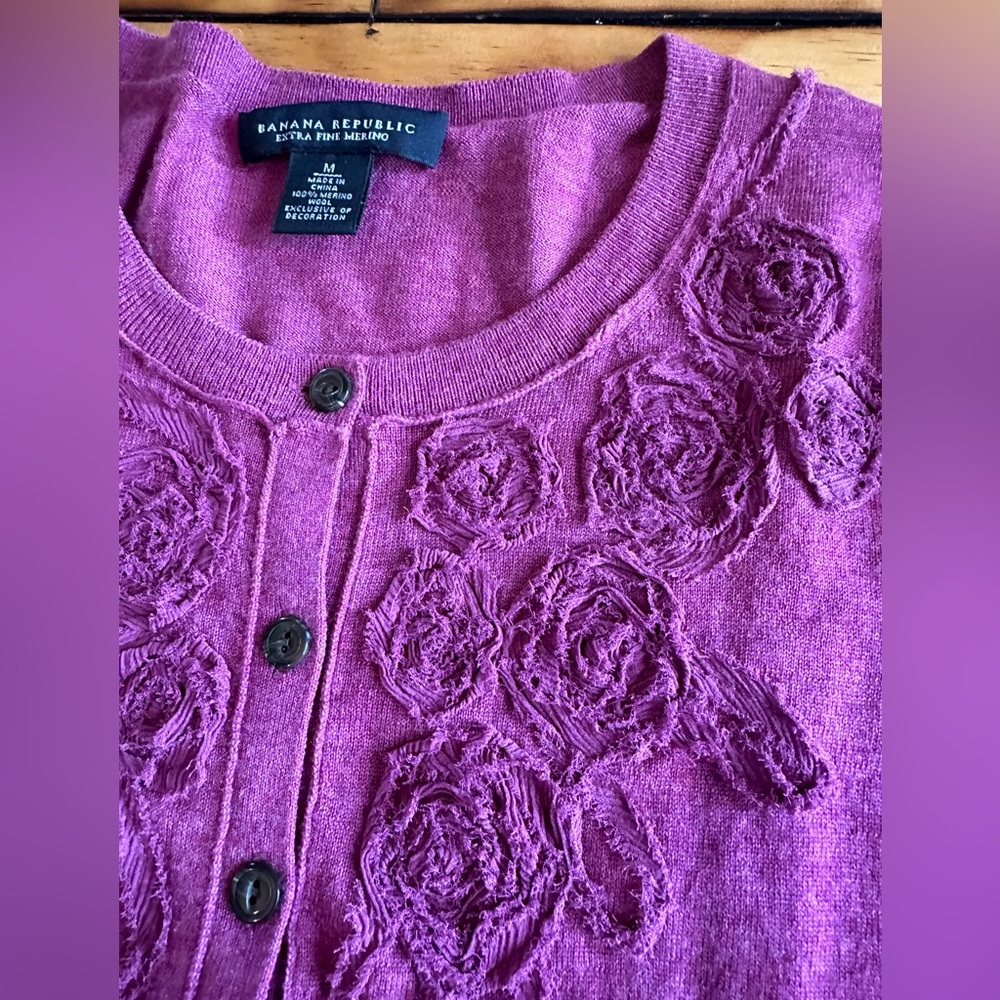 Banana Republic Rosette Cardi Cardigan Medium - Picture 2 of 10